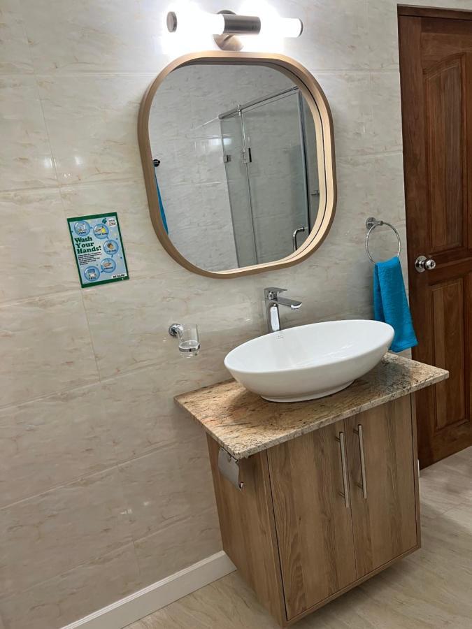 Western Ocean Breeze Self Catering ヴィクトリア エクステリア 写真