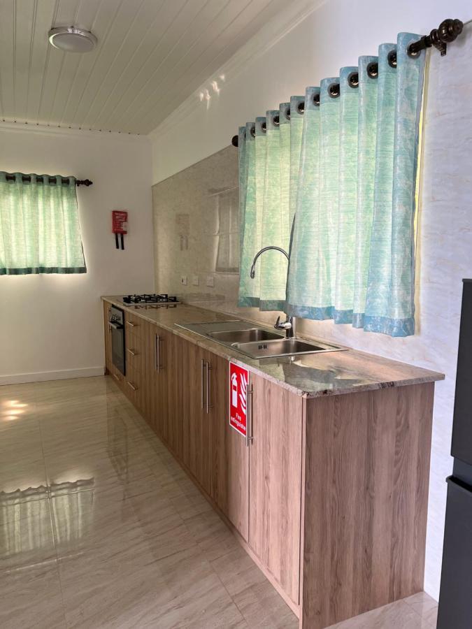 Western Ocean Breeze Self Catering ヴィクトリア エクステリア 写真