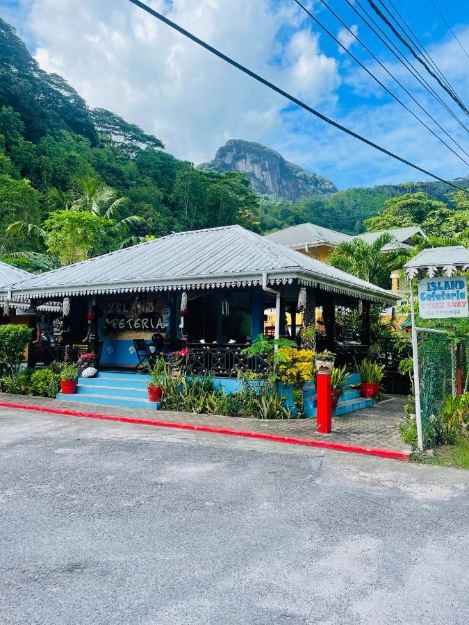 Western Ocean Breeze Self Catering ヴィクトリア エクステリア 写真